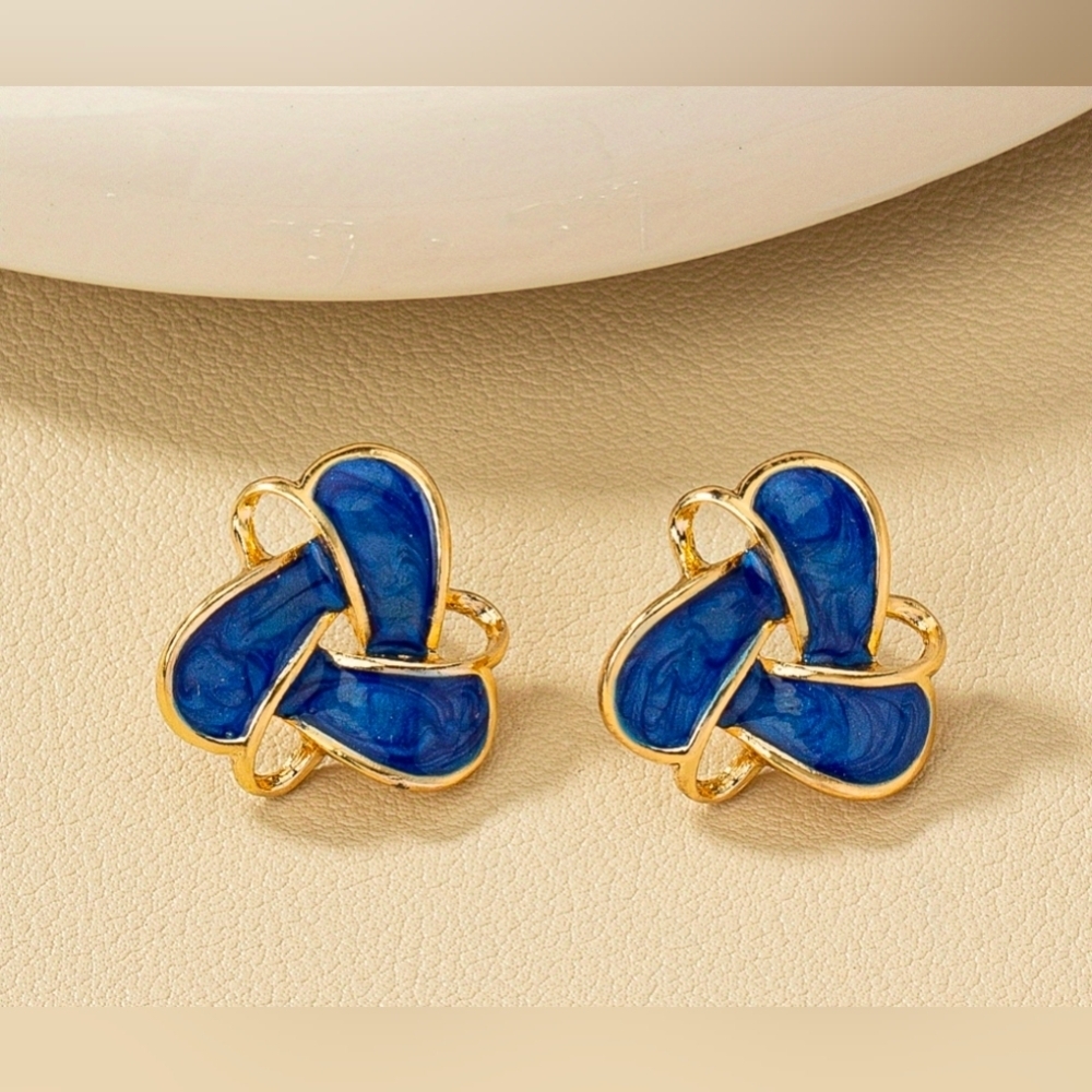 Chic Fashion Blue and Gold Knot Earrings